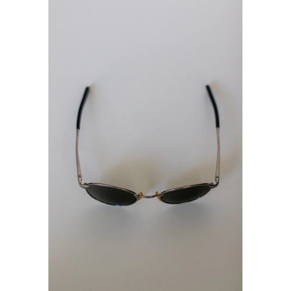 Vtg 90s Metal Wire Oval Sunglasses Sunclassics Silver Slim Matrix Grunge Y2K